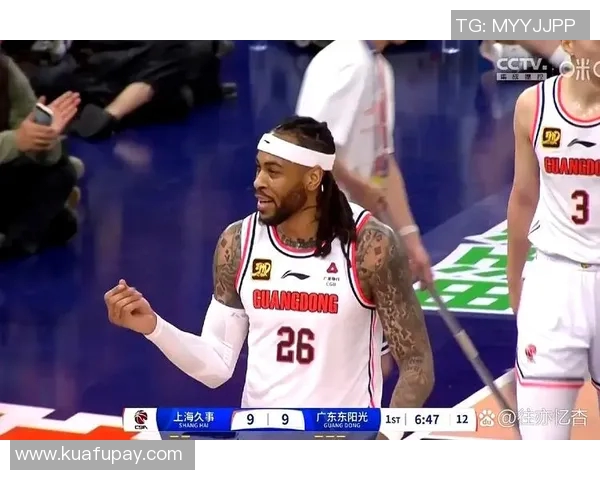 莫兰德因对上海球队做数钱手势被罚三万元引发热议